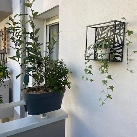 Premium Cosy, équipé, Calme, Balcon *