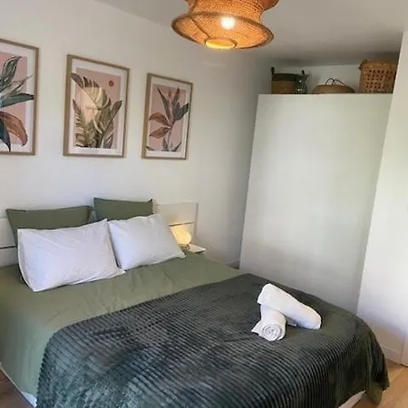 Premium Cosy, équipé, Calme, Balcon Appartement