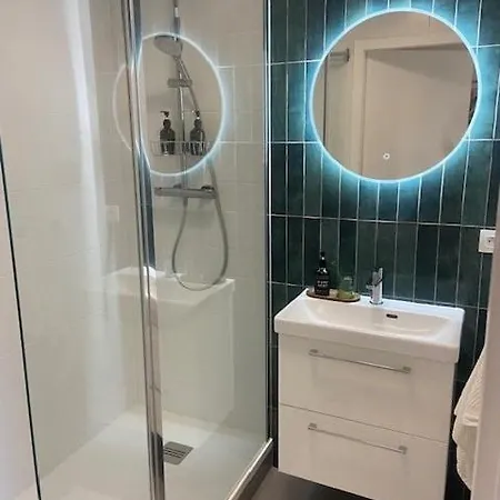 Premium Cosy, équipé, Calme, Balcon Appartement
